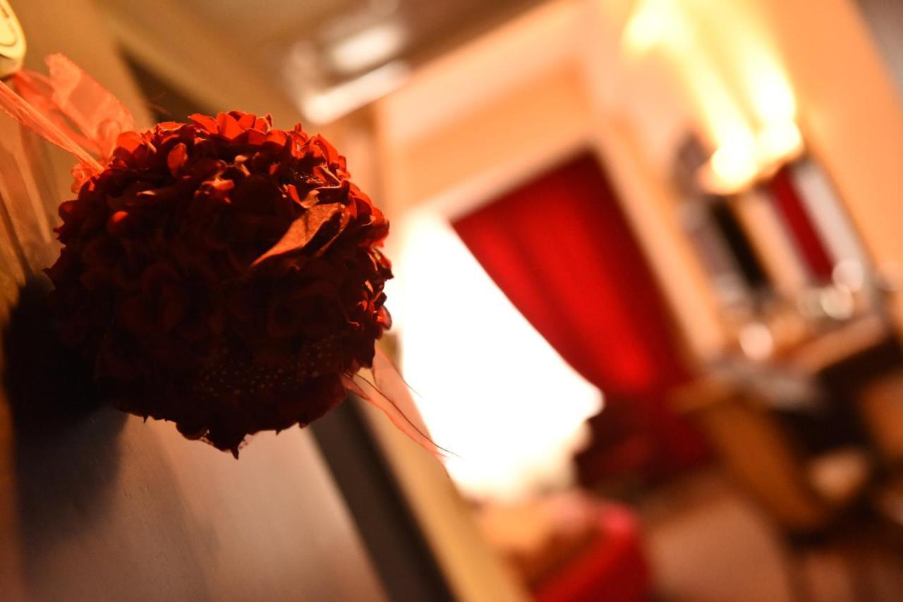 Dilshad Palace Hotel ドホーク エクステリア 写真
